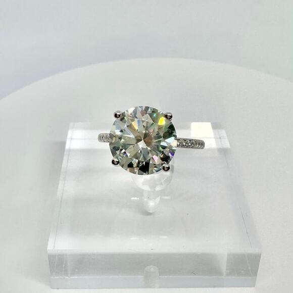 Moissanite Diamond Engagement Ring 5 Ct Round Cut Solitaire GRA Size 6.5 - Picture 10 of 11